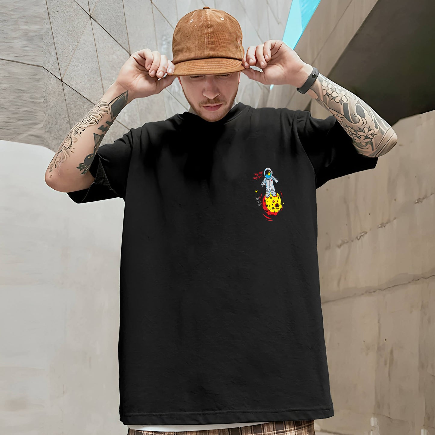 Space Explorer - Oversized Tshirt